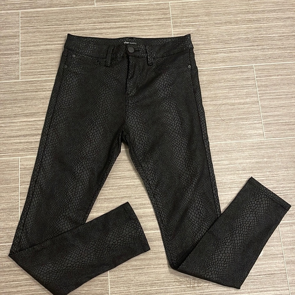 YMI snake print jegging style jeans with pockets